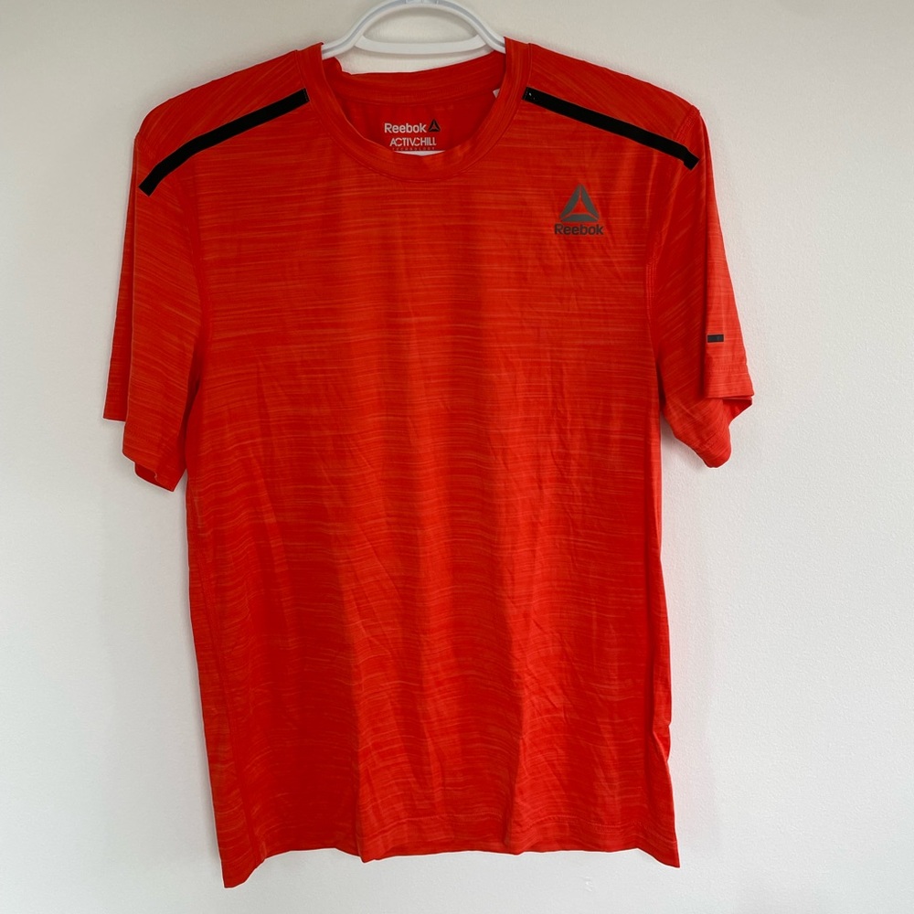 NWOT Reebok activchill athlete t-shirt